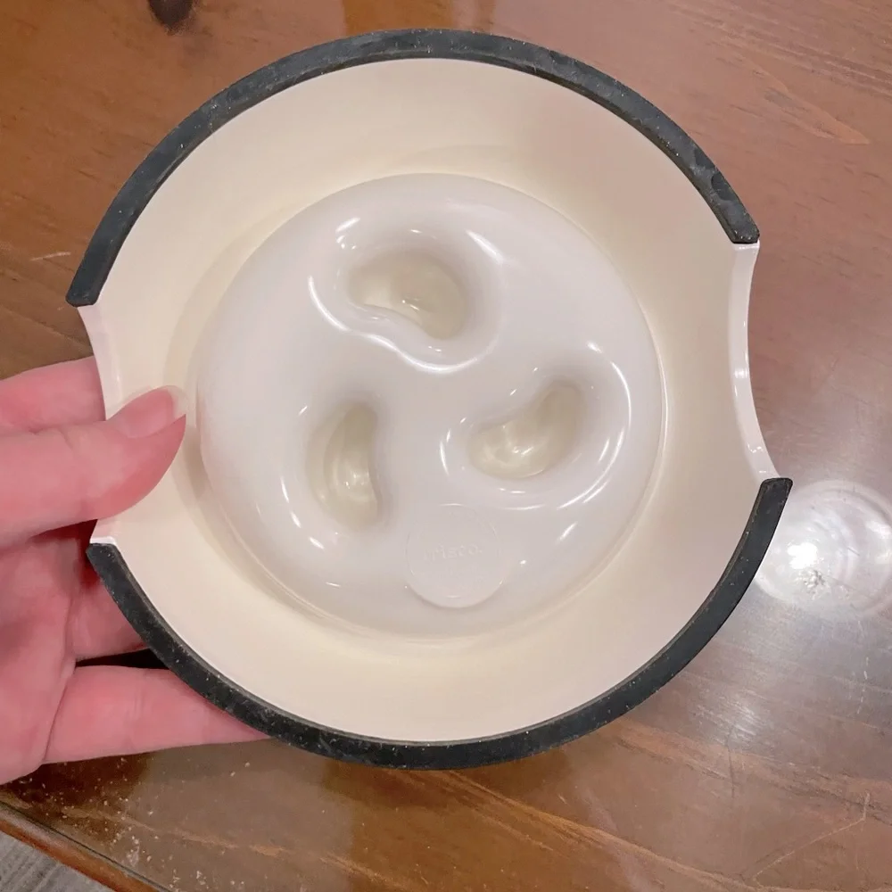 Frisco Melamine Slow Feed Dog & Cat Bowl with Gold Trim, Cream